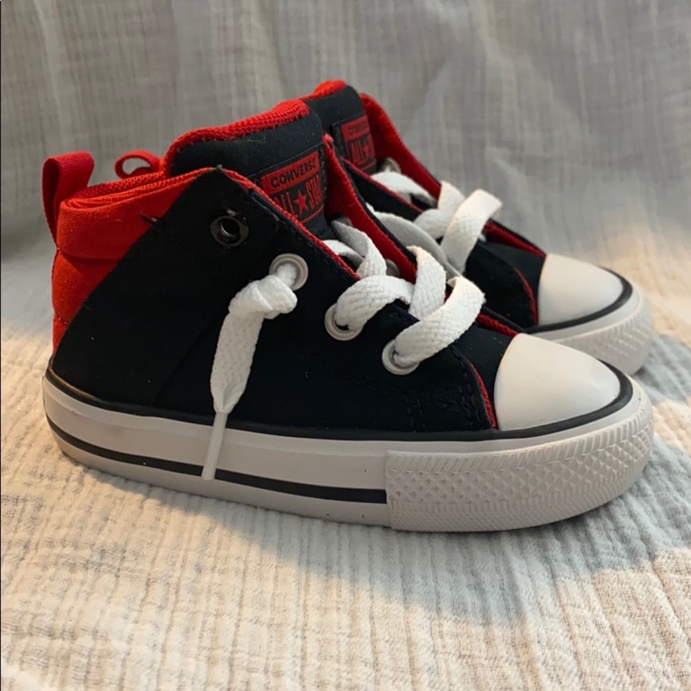 New - Converse All Star Axel - Toddler Baby Sz 5.